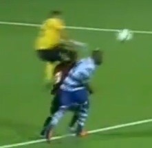 VIDEO: Kung fu prekršek nad Boharjem, ki ga sodnik »ni videl«